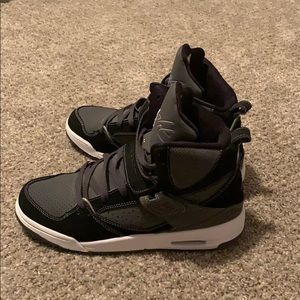Jordan Flight Size US 7Y